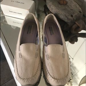 Sketchers Hyphen Memory Foam Flats